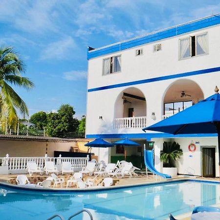 Hotel San Nicolas Plaza ميلغار المظهر الخارجي الصورة