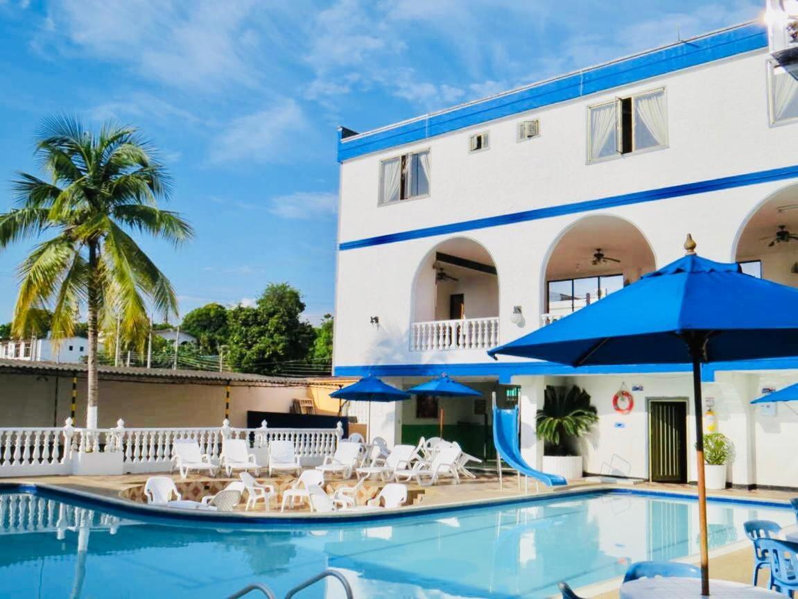 Hotel San Nicolas Plaza ميلغار المظهر الخارجي الصورة
