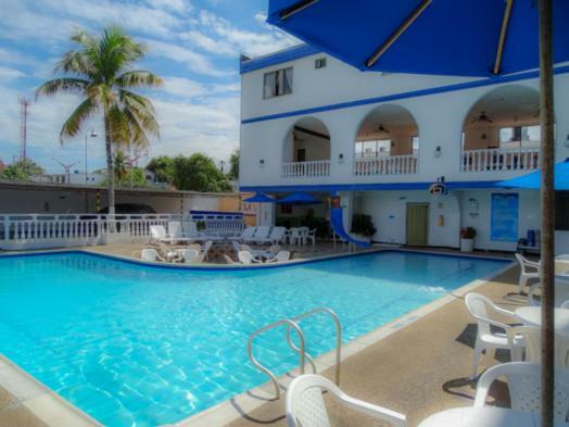 Hotel San Nicolas Plaza ميلغار المظهر الخارجي الصورة